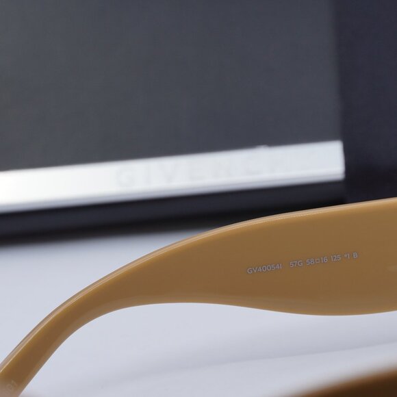 Final Price! Givenchy GV40054I 57G Sunglasses main image 7